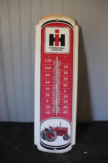 METAL INTERNATIONAL HARVESTER THERMOMETER