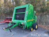2001 John Deere 567