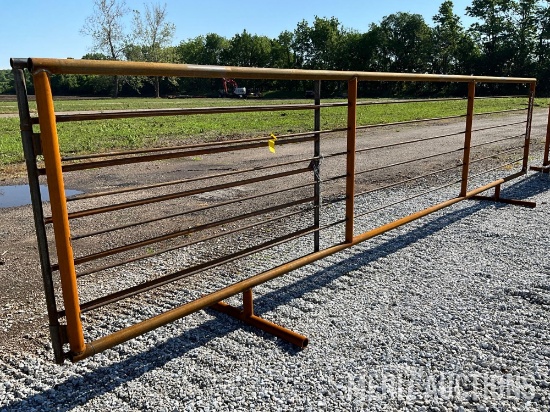 24ft. Free Standing Cattle Panel w/ 7ft. Swing Gate
