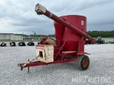 International 1150 grinder mixer