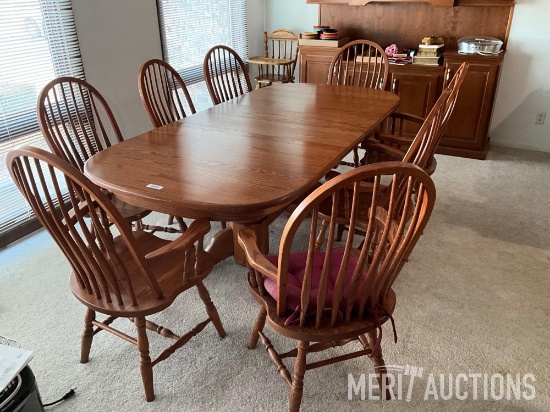 Oak wood industries of Memphis, MO, dining table