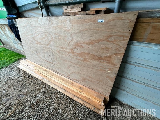 Quantity of lumber, plywood, 2x4 & 2x6
