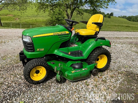 John Deere X728 Ultimate 4wd lawnmower