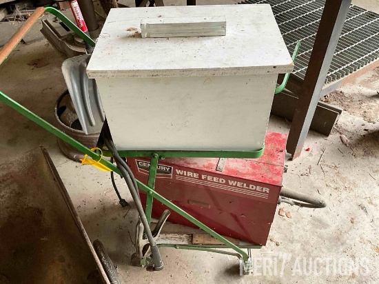 Century 100 gas-less wire feed welder