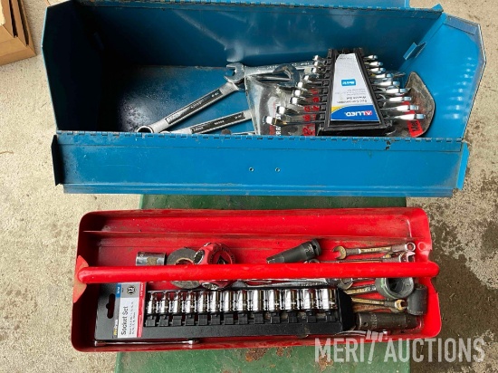 Toolbox including wrenches & sockets