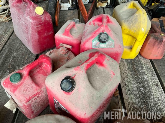 (8) gas cans