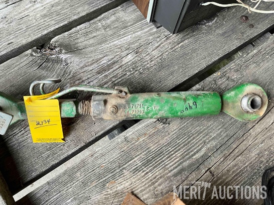 JD tractor center link