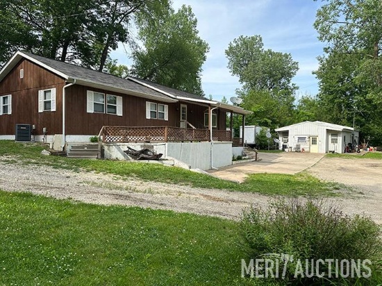 Tract 2: 3-Bedroom Manufactured home with 24ft.x26ft. shop