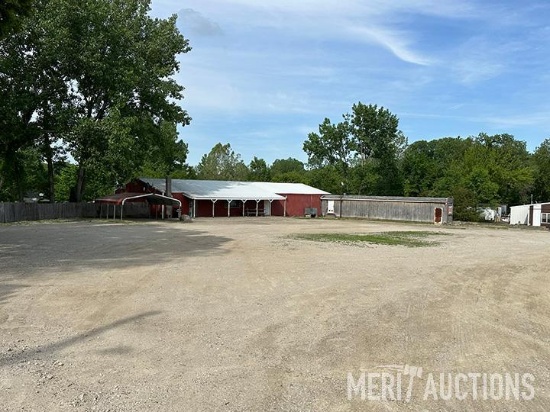 Tract 3: 40ft.x 90ft. Commercial Building on 1.00 surveyed acres