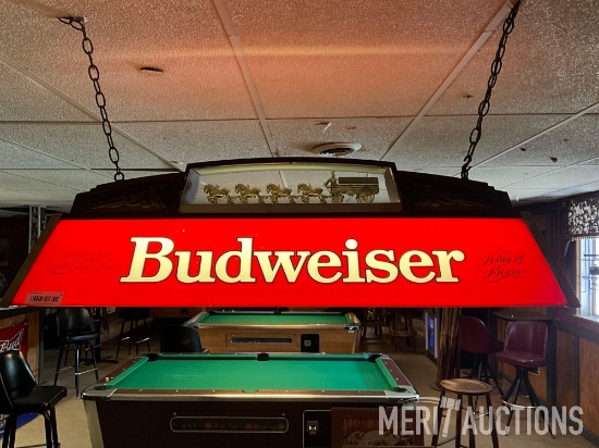 Budweiser Pool Table Advertising Light