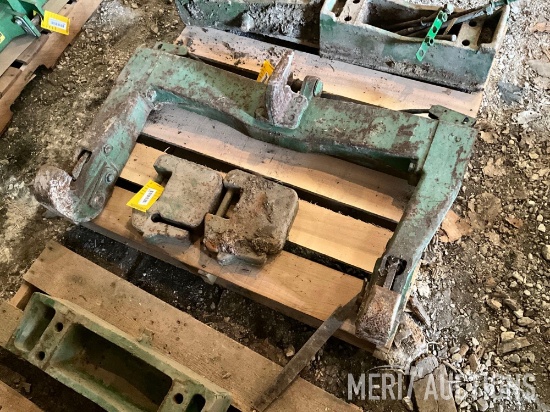 John Deere Cat III quick hitch