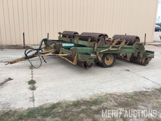 Kewanee 20ft. cult-mulcher