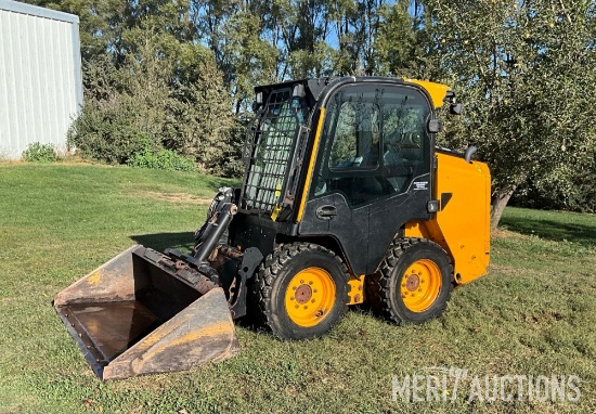 2020 JCB 215T4 Super Boom skid loader