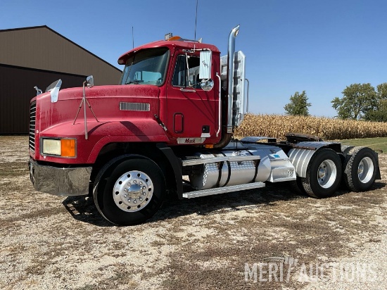 1995 Mack CH613 Day Cab Semi