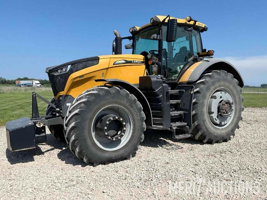 2018 Challenger 1046 Tractor