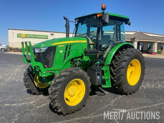 2020 John Deere 6120E Tractor