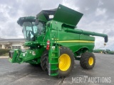 2023 John Deere S780 Combine