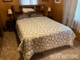 Queen Bed Set with Oak Head Board