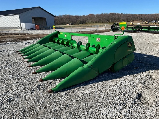 2016 John Deere 608C Corn Head