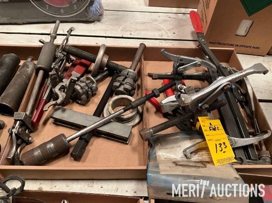 (2) flats of pully and bearing pullers