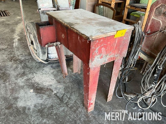 Portable parts bin