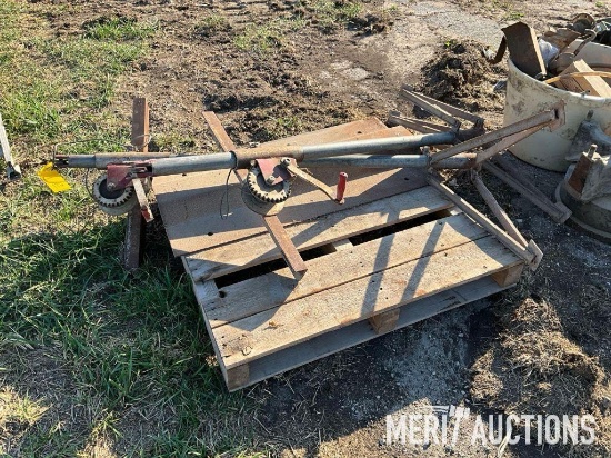 Pair of camper topper jacks