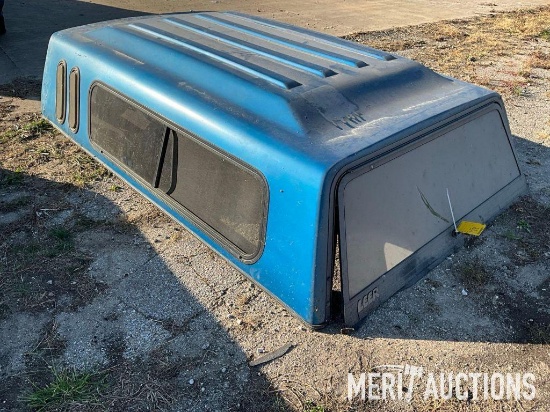 8 ft fiberglass truck topper