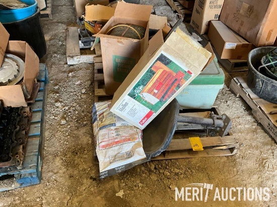 Pallet of misc.