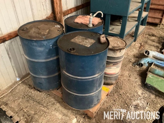 Pallet of metal 55 gal drums