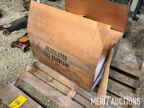 Vintage Heatilater gas barbeque
