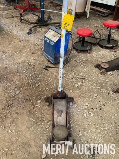 Hyd. floor jack