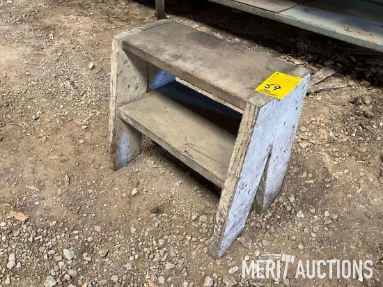 HD wooden shop step