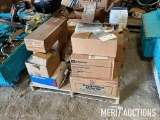 Pallet AC Delco parts and oil