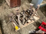 Pallet of jack stands