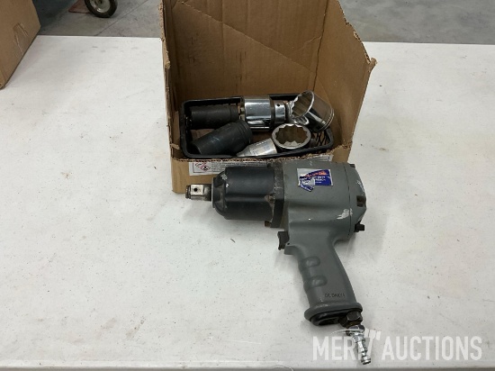Central Pneumatic 3/4 Impact with assorted sockets
