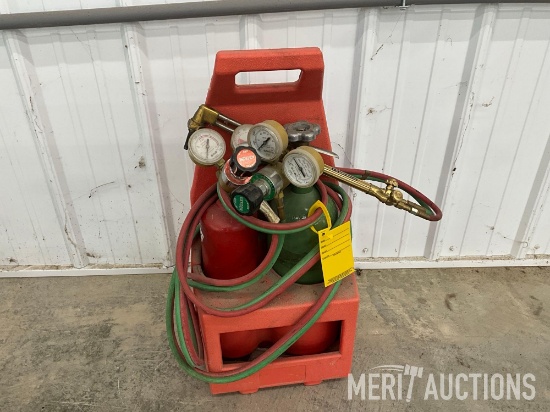 Portable torch set