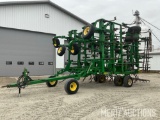 2011 John Deere 2210 Field Cultivator