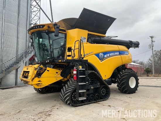 2020 New Holland CR8.90 PRWD Combine