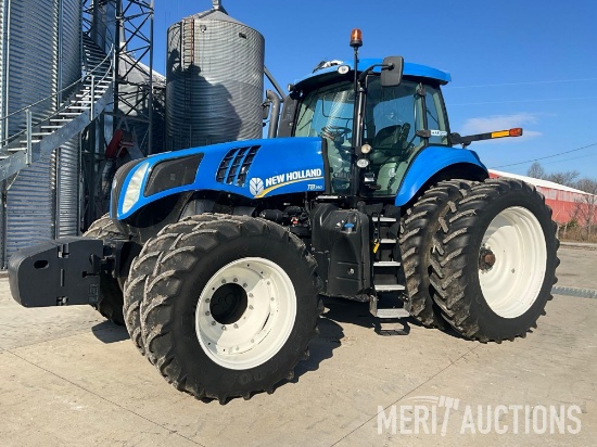 2013 New Holland T8.390 MFWD Tractor