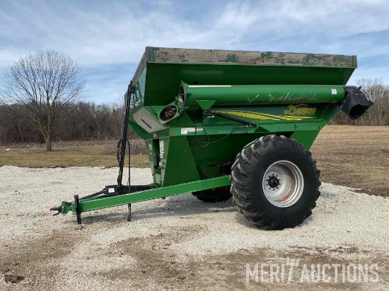 Demco 550 Grain Cart