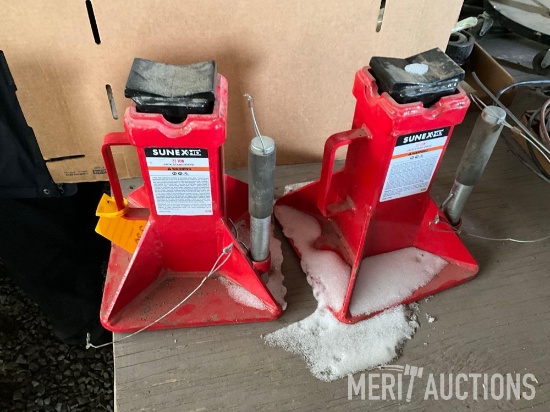 pair of Sunex HD 20 ton jack stands