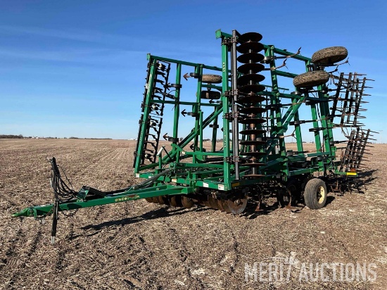 Great Plains Discovator Series VII 30ft. soil finisher