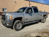 2013 Chevy 2500 HD LTZ crew cab 4X4 pickup