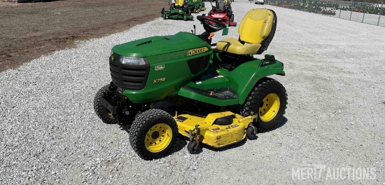 2013 John Deere X758 Lawn Tractor