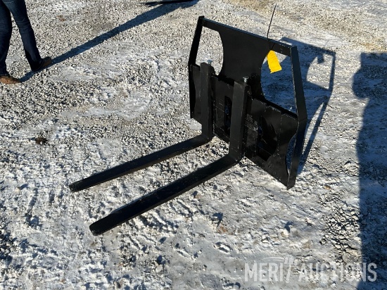 36in. Mini Universal Attach Pallet Forks