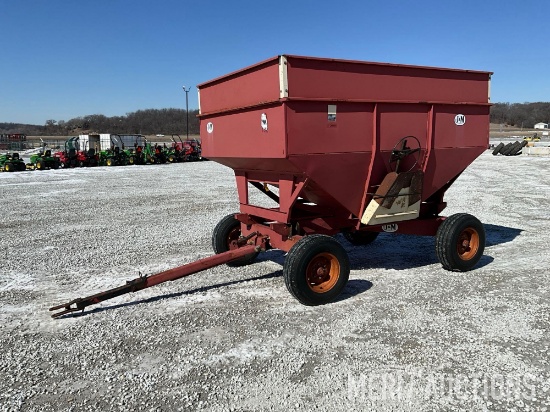 J&M 250-7 Gravity Wagon
