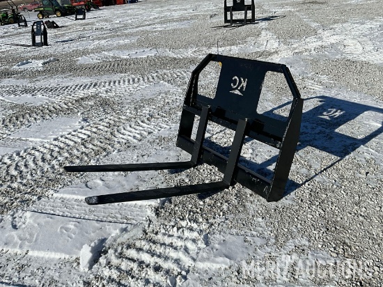 Skid Steer 42in. Pallet Forks