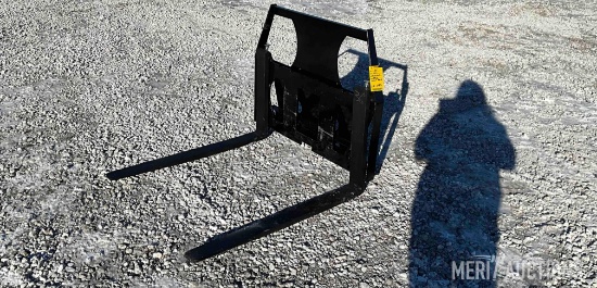 36in. Mini Universal Attach Pallet Forks