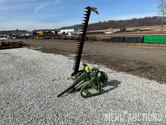 John Deere 350 7ft. 3 Point Sickle Mower