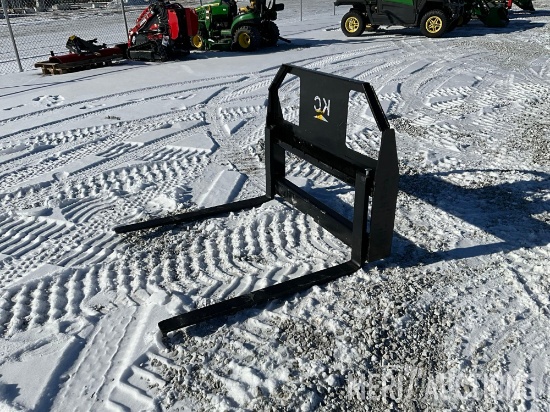Skid Steer 42in. Pallet Forks